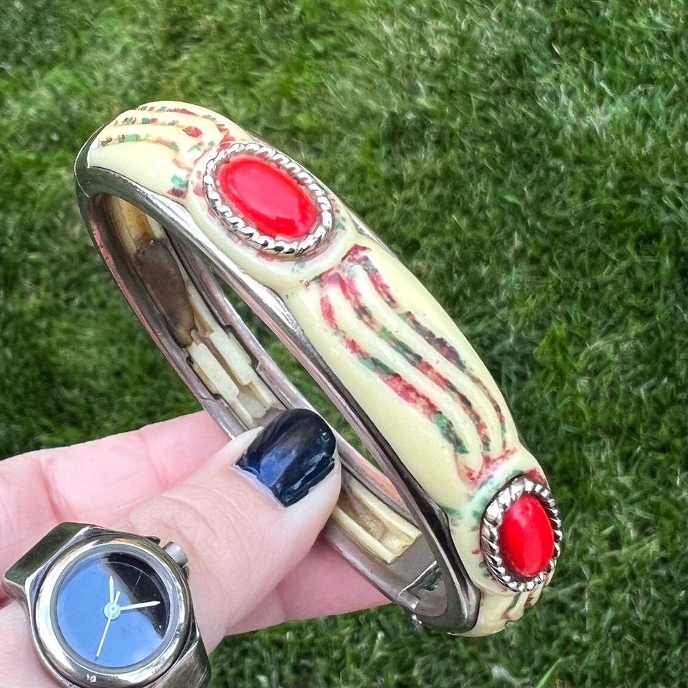 Vintage Hinged Bangle Bracelet with Plastic with Red Stones Boho Western
